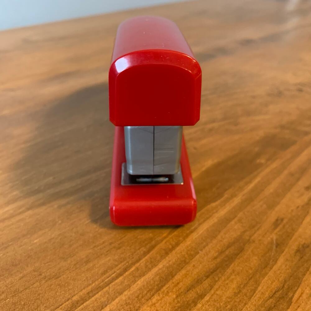 PaperPro Compact Stapler Spring Powered Red Plastic Model 3000 Desktop Injoy - Picture 7 of 10
